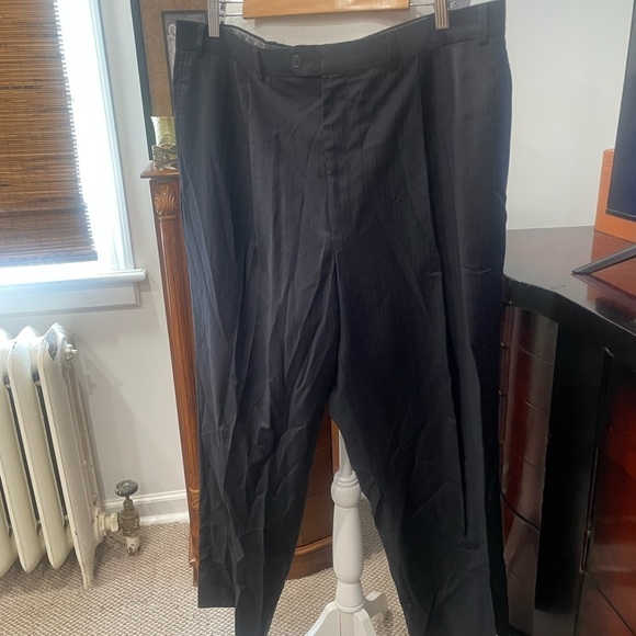 TWO PIECE CALVIN KLEIN SUIT - Picture 6 of 12